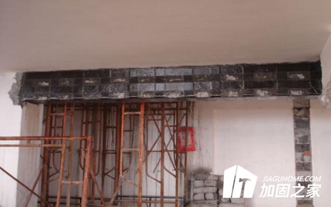 梁上開(kāi)洞如何加固?